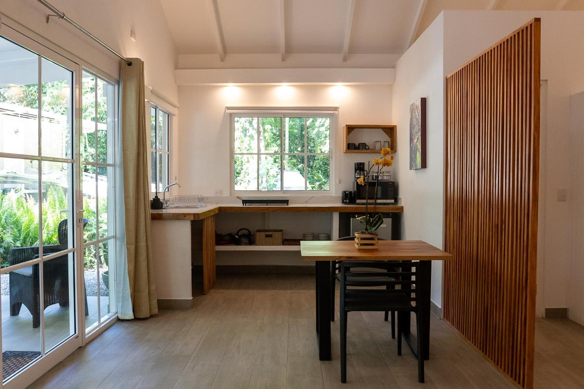Jaguar Inn Bungalows Puerto Viejo de Talamanca エクステリア 写真