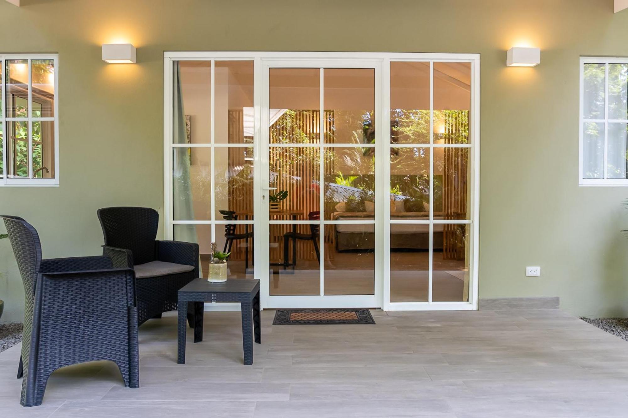 Jaguar Inn Bungalows Puerto Viejo de Talamanca エクステリア 写真