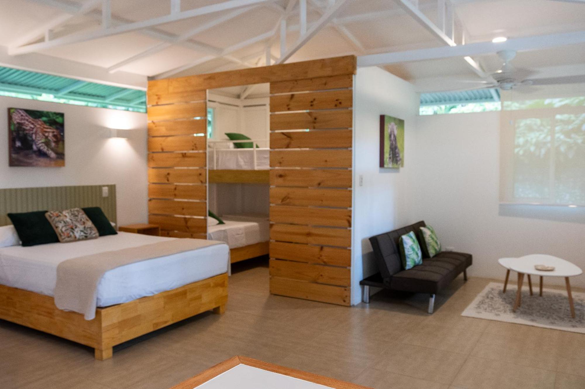 Jaguar Inn Bungalows Puerto Viejo de Talamanca エクステリア 写真