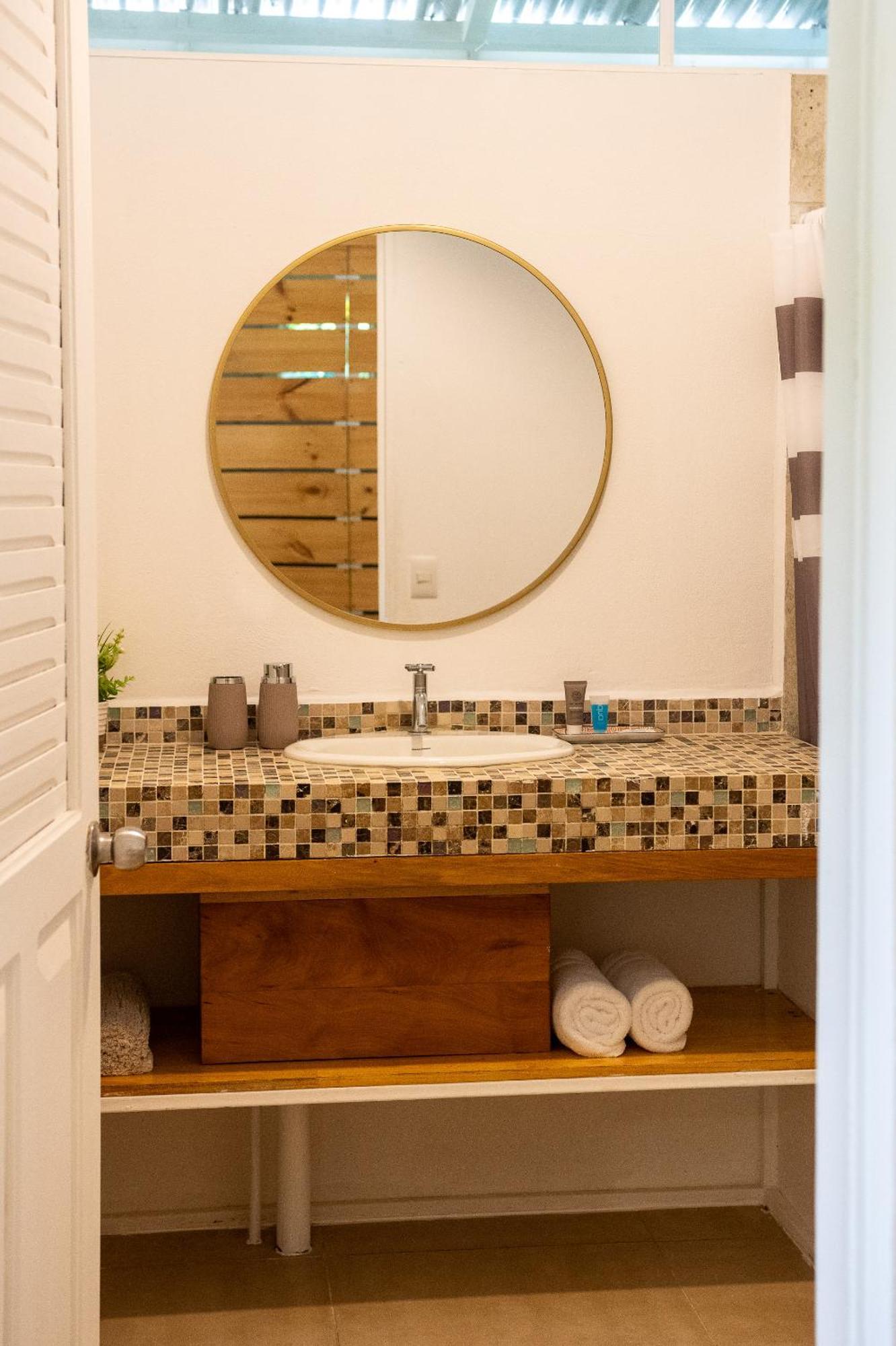 Jaguar Inn Bungalows Puerto Viejo de Talamanca エクステリア 写真