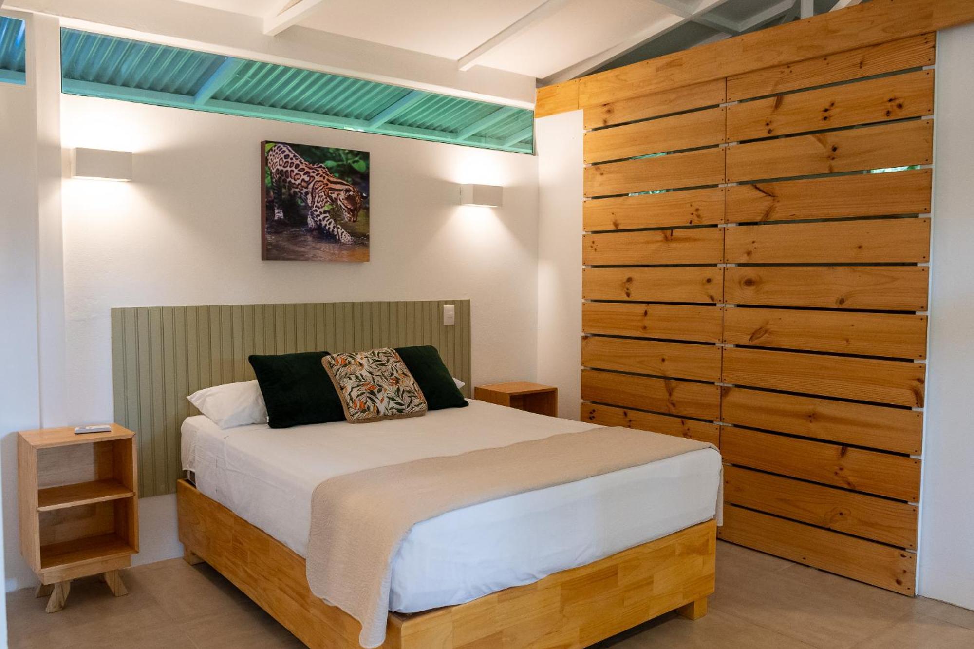 Jaguar Inn Bungalows Puerto Viejo de Talamanca エクステリア 写真